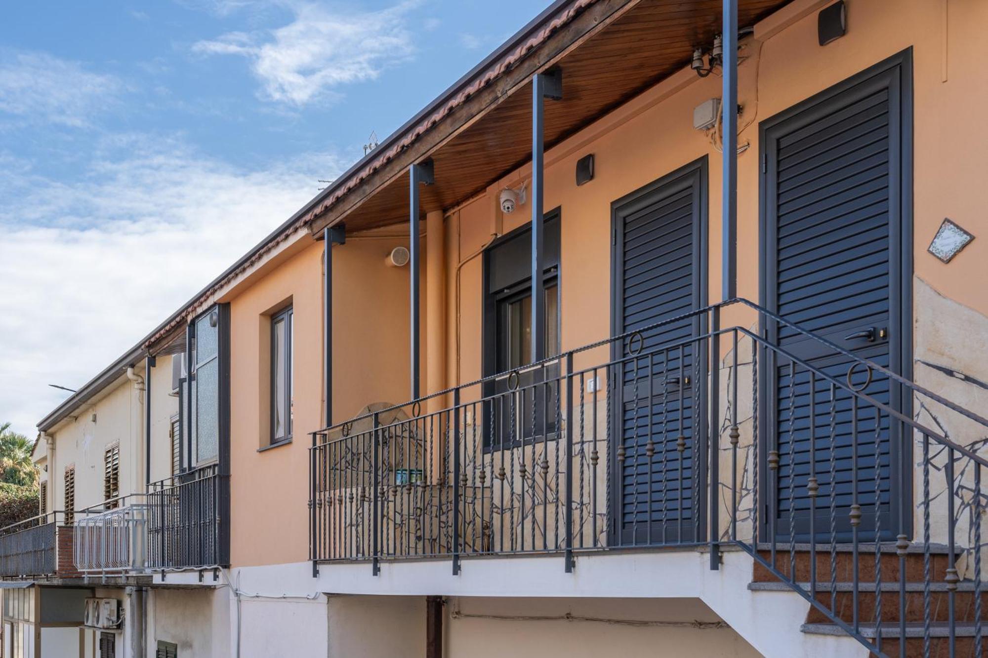 Casa La Scivola Catânia Exterior foto